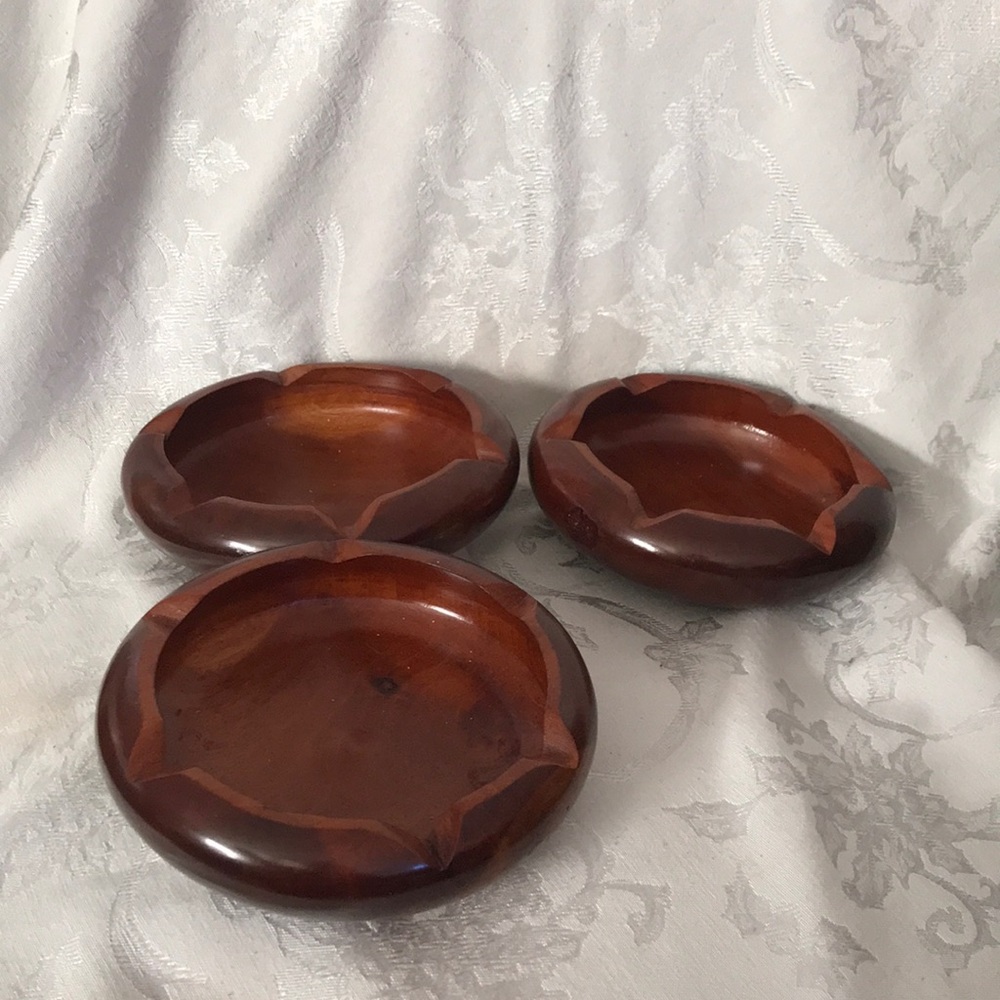 3 wood small serving bowls